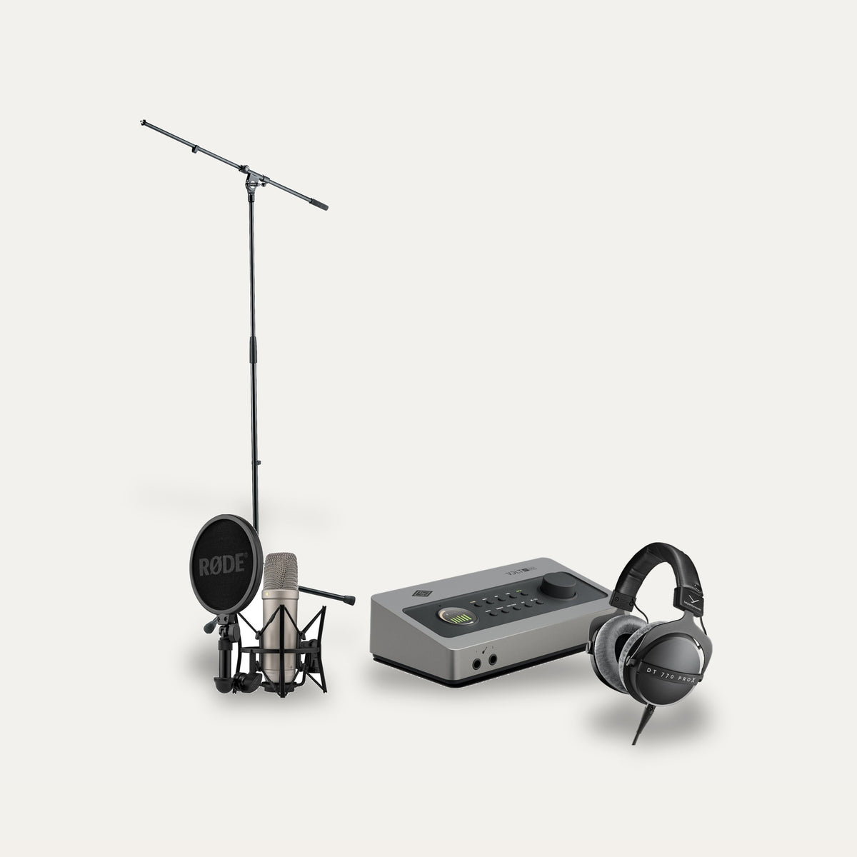 Universal Audio Volt 4P Max + Rode NT1 5th Gen + Beyerdynamic DT 770 Pro X Studio Set – Microphone Finish Silver
